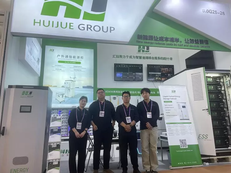 Huijue Group attracted attention on the first day of the Canton Fair – folding photovoltaic containers became the focus
