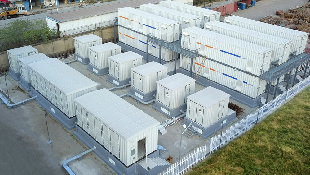 How to choose commercial photovoltaic power station communication?